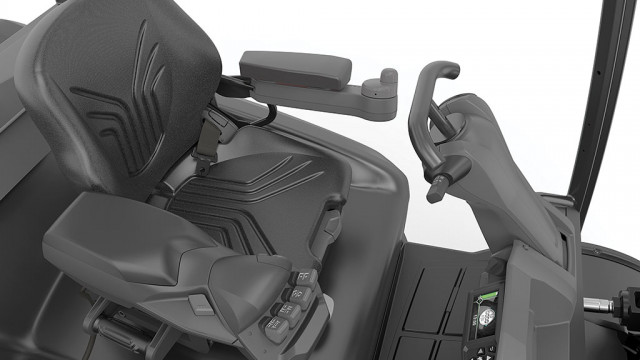 Mitsubishi Forklift Trucks: Fingertip-Steuerung